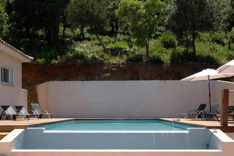 Villa avec piscine proche de la plage de Palombaggia, Porto-Vecchio, Villa Rocca Bianca
